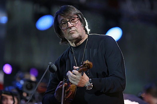 Юрий Башмет рассказал "РГ", почему никогда не поддержит снос памятников