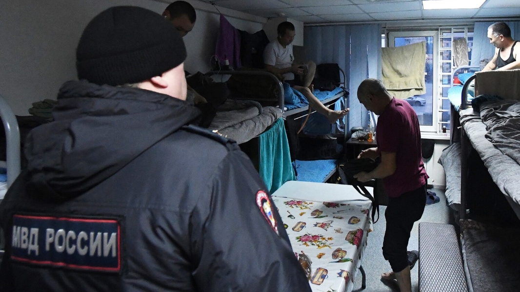 В России создали схему миграционного розыска иностранцев