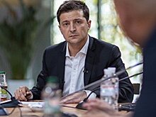 Холодный душ для Зеленского. На Украине начали разочаровываться в новом президенте и его команде