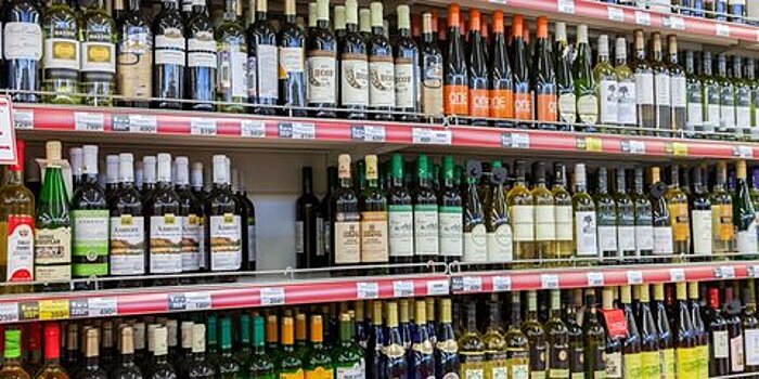 Магазины проверят на продажу нелегального алкоголя