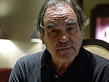 Оливер Стоун осенью выступит на форуме в Москве