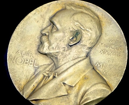 Как появилась Нобелевская премия и кто стал ее первыми лауреатами