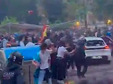 Машина протаранила толпу болельщиков у стадиона «Эспаньол» в Испании