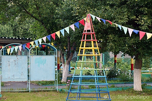 В свердловском детсаду 4-летняя девочка получила перелом бедра на прогулке