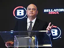 Усман Нурмагомедов сразится с Бенсоном Хендерсоном в 1/4 финала Гран-при Bellator