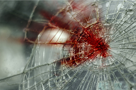 На трассе в Саратовской области легковушка насмерть сбила пешехода