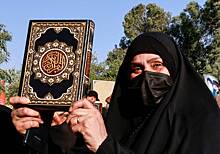 Иран приостановил отправку посла в Швецию после акции с сожжением Корана