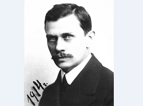 Алексей Бибик. Его называли старейшим пролетарским писателем.