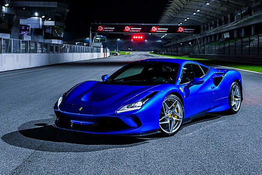 Ferrari готовит к премьере две новые модели