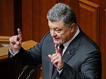 Порошенко: мир должен активнее давить на Россию