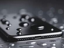 Apple научила iPhone отталкивать воду