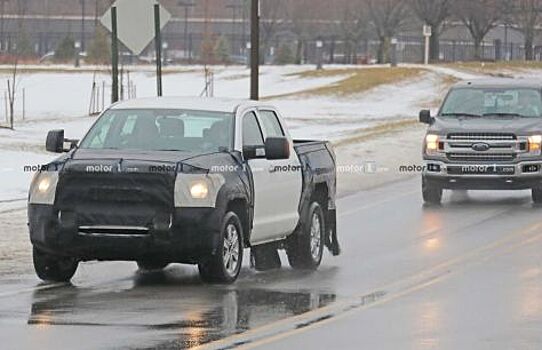 Toyota Tundra 2020 года впервые попалась фотошпионам