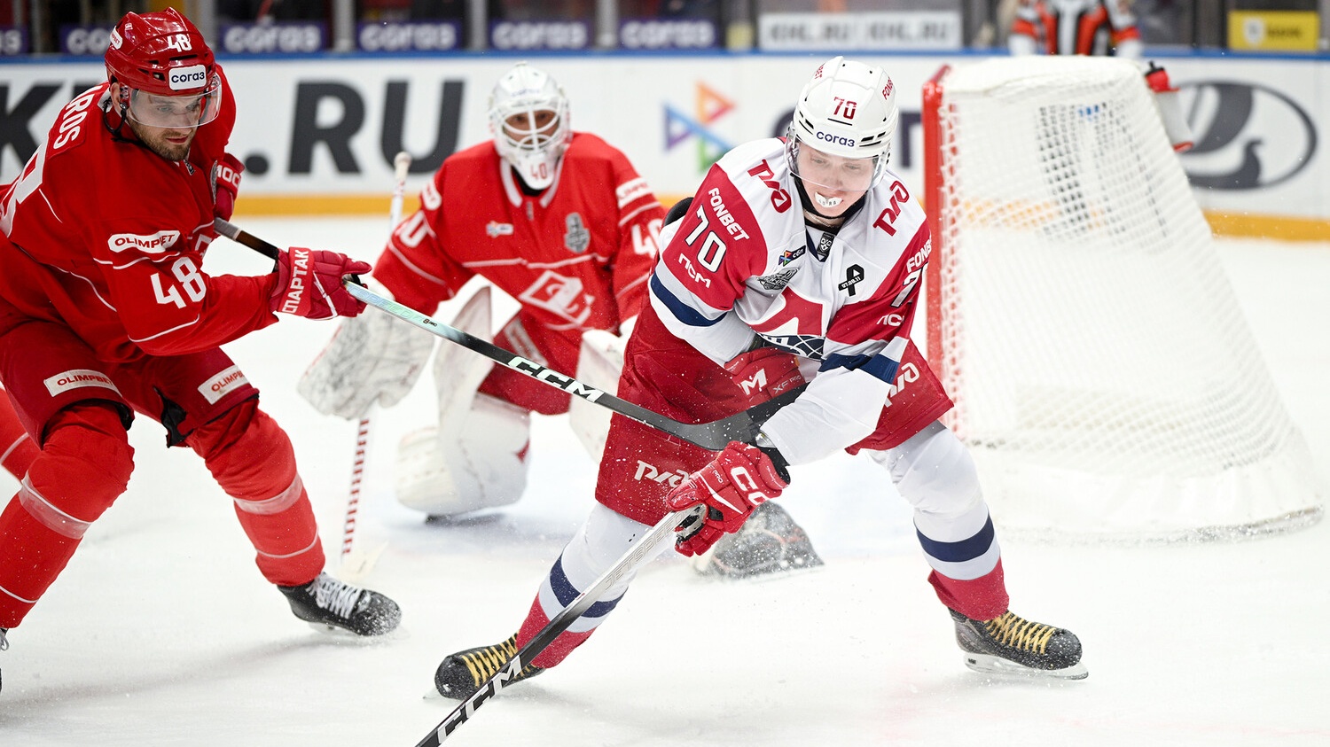 «Локомотив» вновь обыграл «Спартак» в Кубке Гагарина