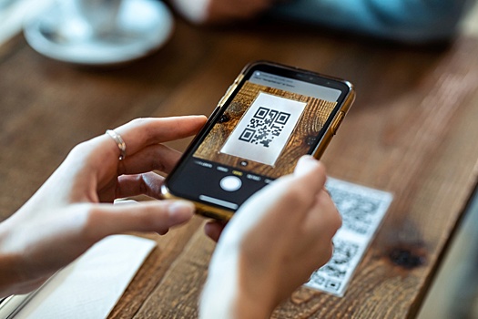 В Госдуме рассказали о преимуществах универсального платежного QR-кода