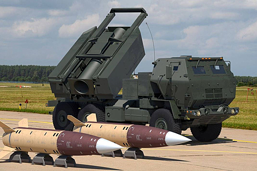Пентагон по соображениям безопасности отказался назвать модели поставляемых на Украину ракет ATACMS
