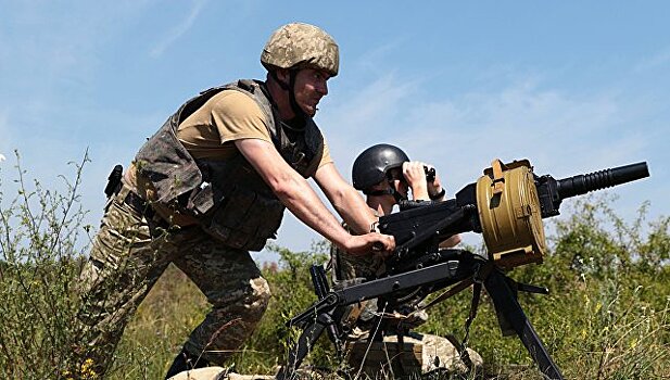 Америка снова обещает вооружить Киев против Донбасса
