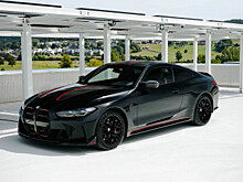 BMW M4 CSL Sapphire Black в новом видеоролике Walkaround