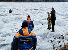 В Якутии спасли четырёх школьников, уплывших на льдине