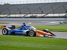 Скотт Диксон одержал первую победу в сезоне, выиграв гонку IndyCar в Индианаполисе