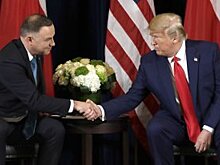 В Польше правящая партия подкупает избирателей обещаниями