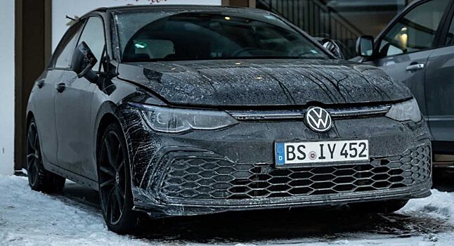Новые спорткары Volkswagen Golf R и Arteon R показали на видео