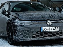 Новые спорткары Volkswagen Golf R и Arteon R показали на видео
