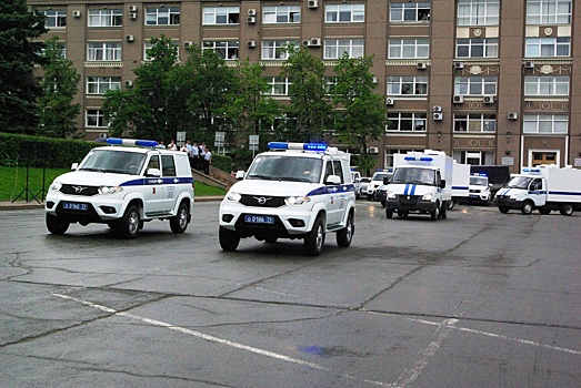 Южноуральские полицейские пересаживаются на отечественный транспорт