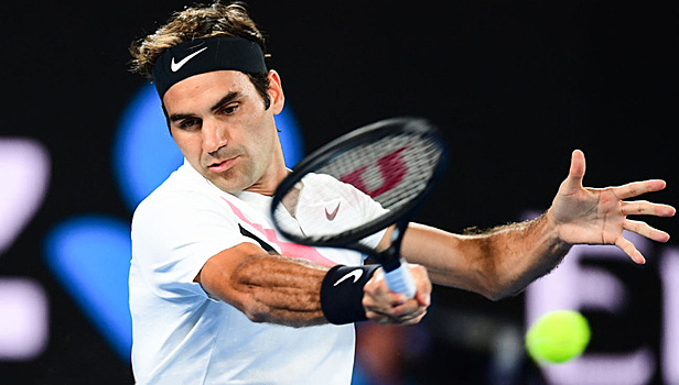 Федерер пожаловался на нехватку воздуха во время проигранного матча US Open