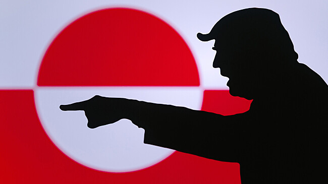 Трамп заявил, что США направят госпитальное судно к Гренландии