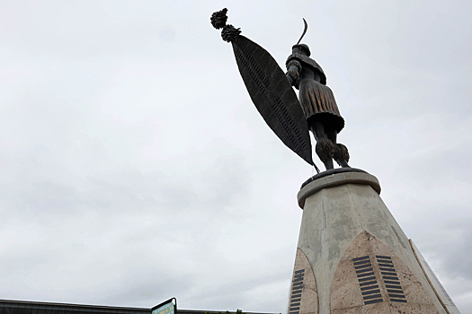 В баре обнаружены тела восьми человек в луже крови