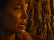 Анджелина Джоли скрывается от киллеров в триллере сценариста «Убийцы»