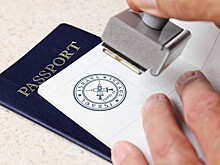 Европарламент предложил ускорить процедуру утверждения ковидных паспортов