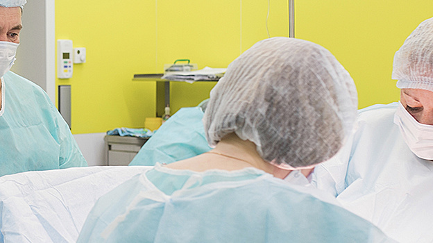 Югорские врачи спасли жизнь пациента с тяжелым воспалением оболочки сердца