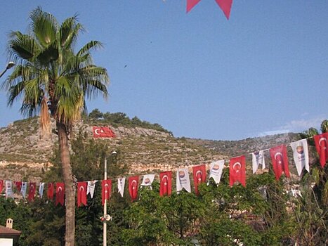 Россияне чаще всего летали в Турцию, ОАЭ и Казахстан в марте