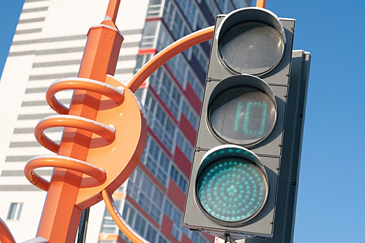 Дорожники отключили светофоры на кемеровском перекрестке