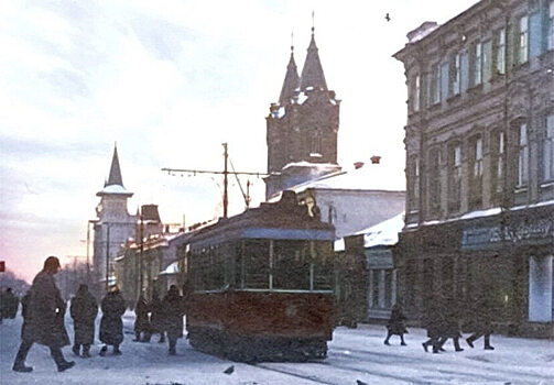 Саратовцы обсуждают ретро-фото с трамваем на проспекте Столыпина