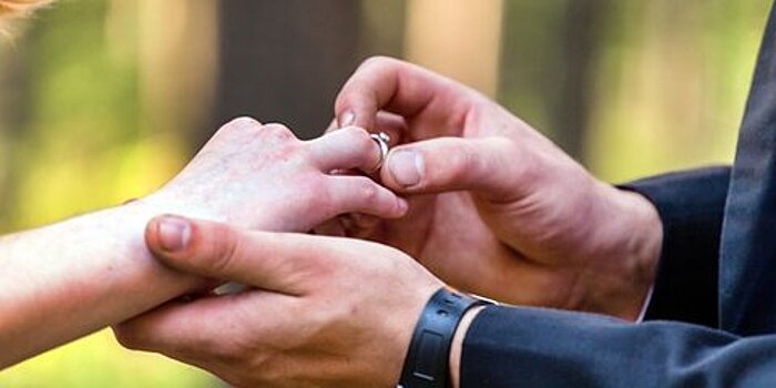 Столичные ЗАГСы получили почти 700 заявок на регистрацию брака 19 сентября