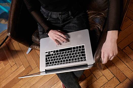 Элина Сидоренко сравнила российский и зарубежный подходы к регулированию интернета