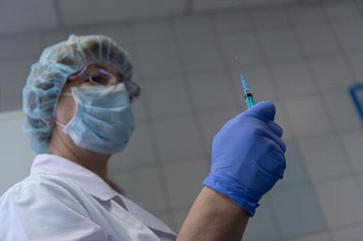 Члены свердловского правительства по традиции присоединились к прививочной кампании и призвали уральцев к вакцинации от гриппа