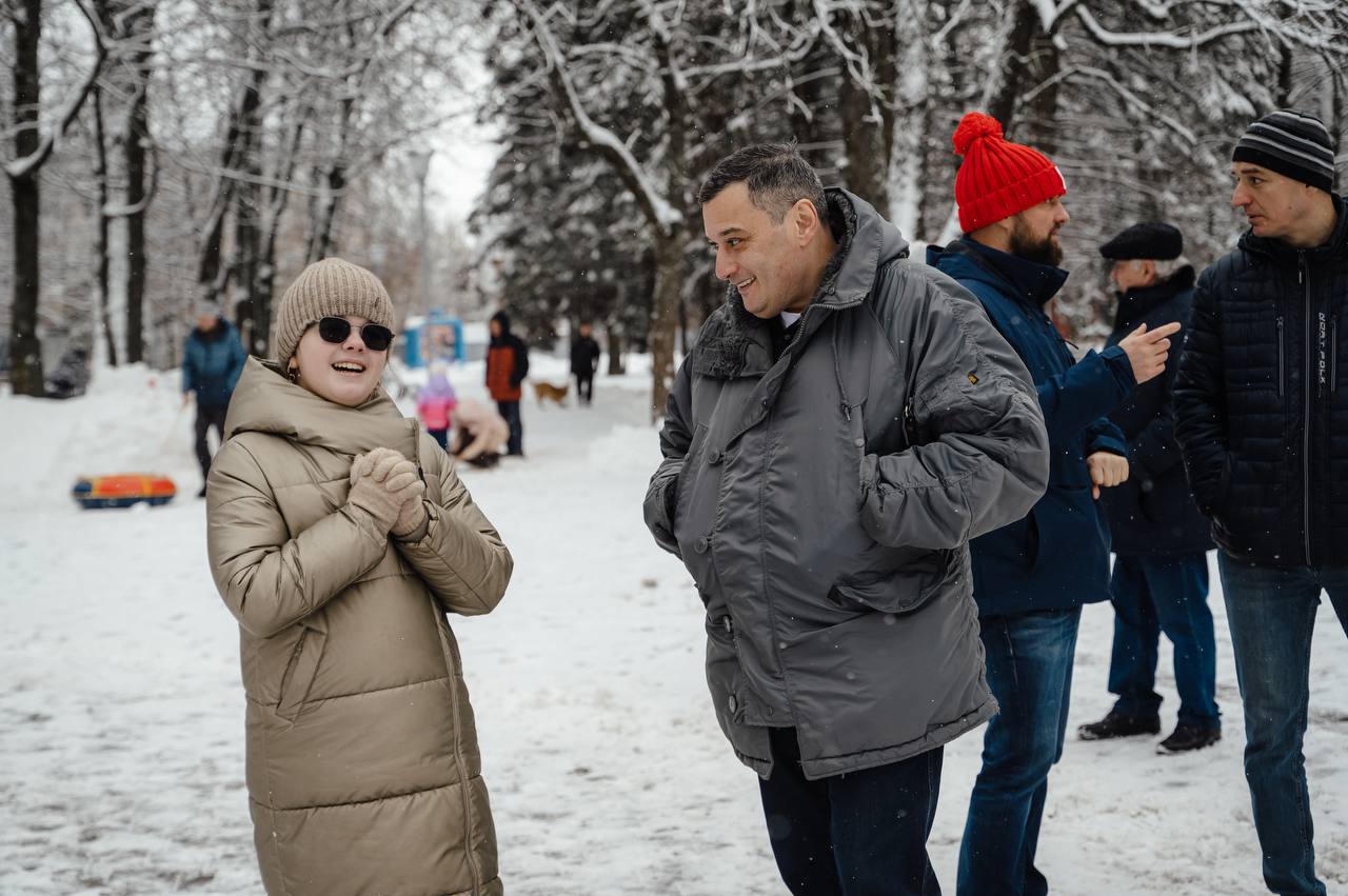Александр Хинштейн исполнил новогоднее желание юной курянки