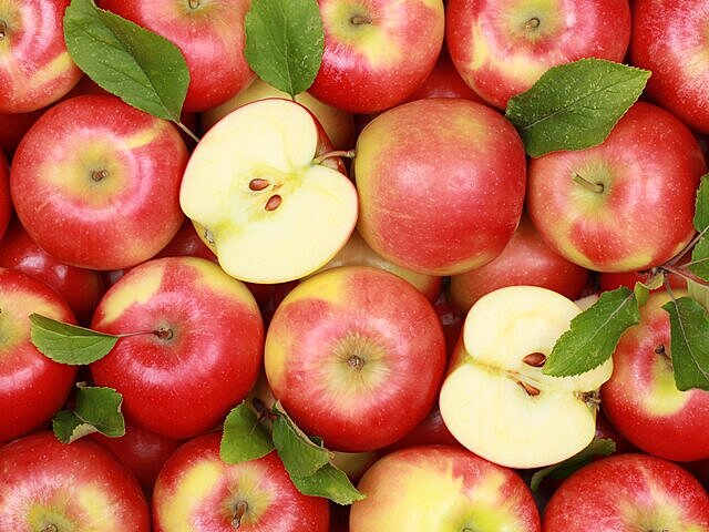 Названы признаки некачественных яблок