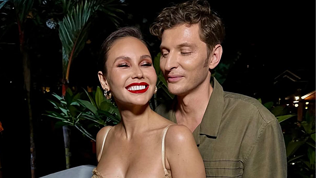 Ляйсан Утяшева показала фото с романтического отдыха с Павлом Волей: «Поймала лучи солнца на себе»