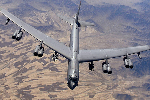 Готовятся к агрессии: американские B-52 замечены близ Венесуэлы
