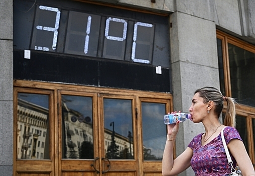 Опрос: московские работодатели не стали вводить щадящий режим работы во время жары
