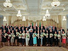Работники "Нижнекамскнефтехима" удостоились государственных наград