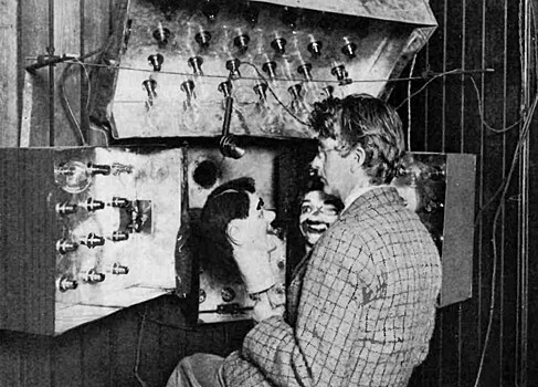 Пожары и битва патентов: что происходило с телевидением 100 лет назад