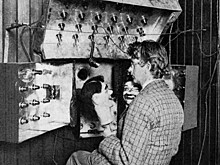 Пожары и битва патентов: что происходило с телевидением 100 лет назад