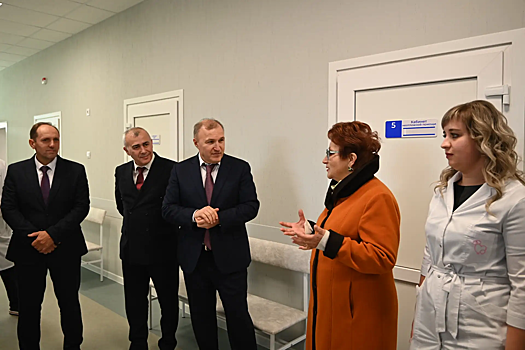Мурат Кумпилов: С начала года в Адыгее возвели семь новых врачебных амбулаторий, в селах начали работать 39 молодых специалистов