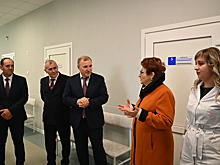 Мурат Кумпилов: С начала года в Адыгее возвели семь новых врачебных амбулаторий, в селах начали работать 39 молодых специалистов