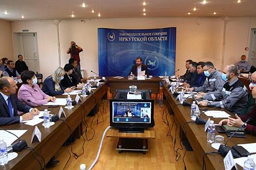 В Усть-Куте депутаты парламента Приангарья провели семинар для северных территорий
